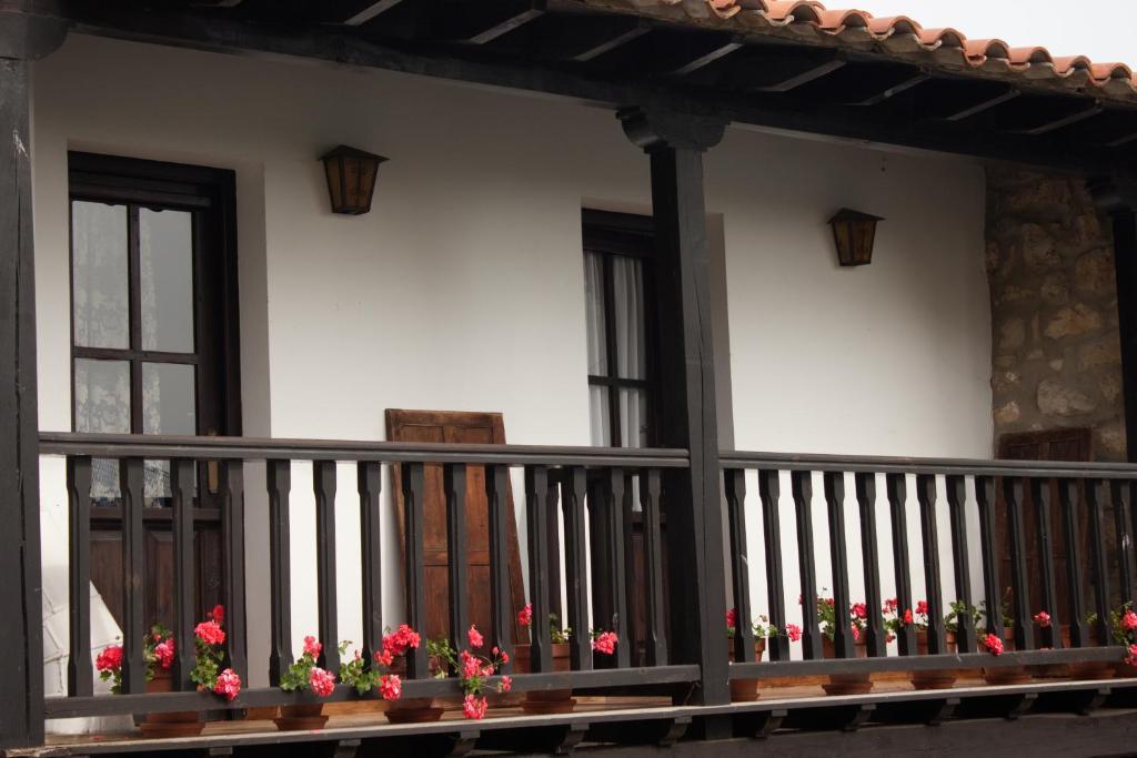 Posada Mellante Pechon Luaran gambar